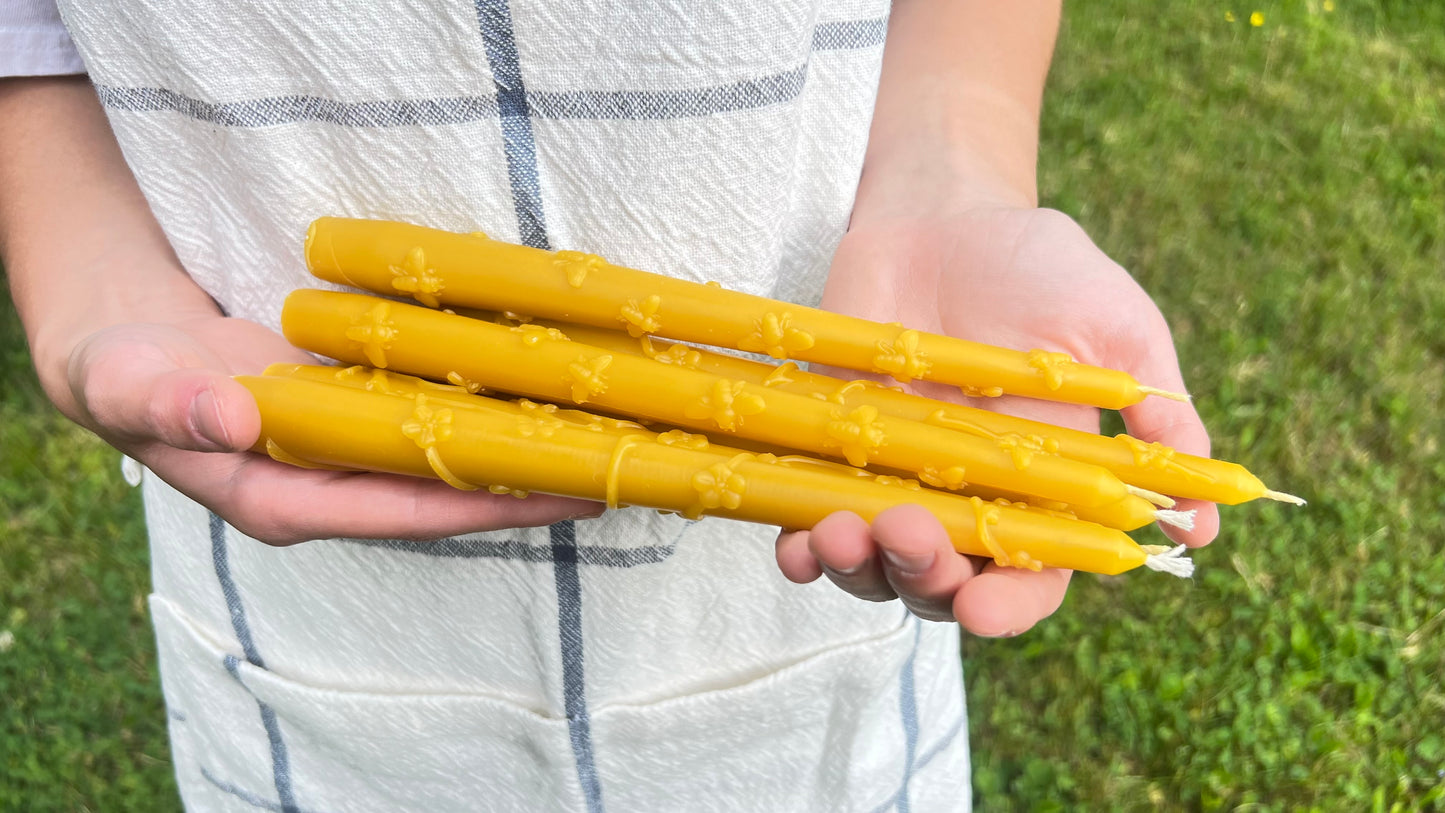 Organic Hand-Poured 100% Pure Beeswax Taper Bees Candles (9 inch) Bzz