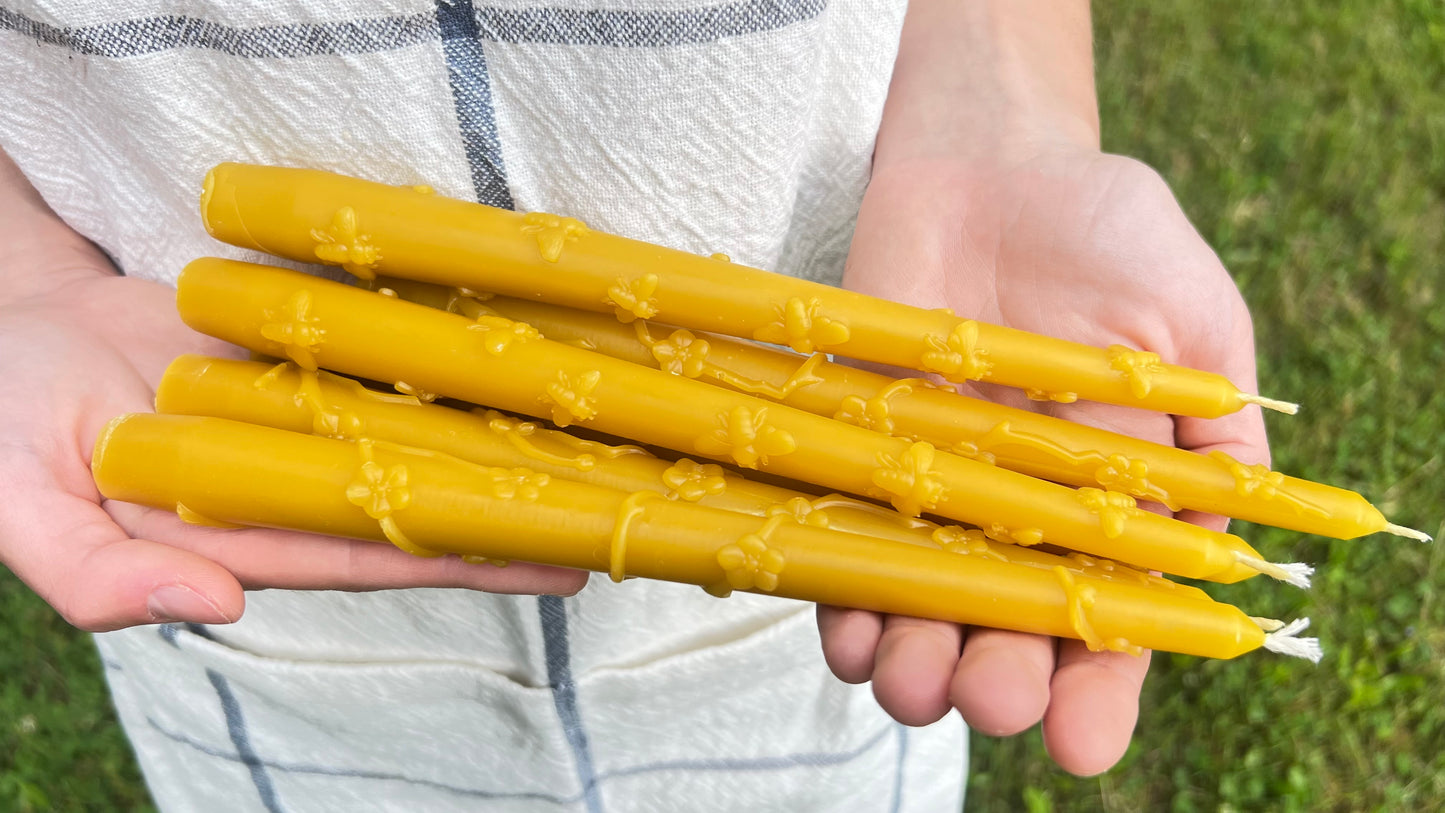 Organic Hand-Poured 100% Pure Beeswax Taper Bees Candles (9 inch) Bzz